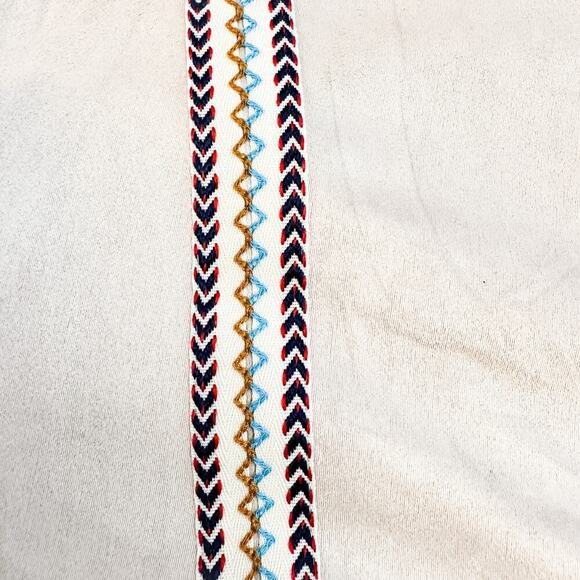 Kaktus Fringe Sleeveless Vest Cream Cowboy Hipster Size Large NWT - Picture 4 of 5